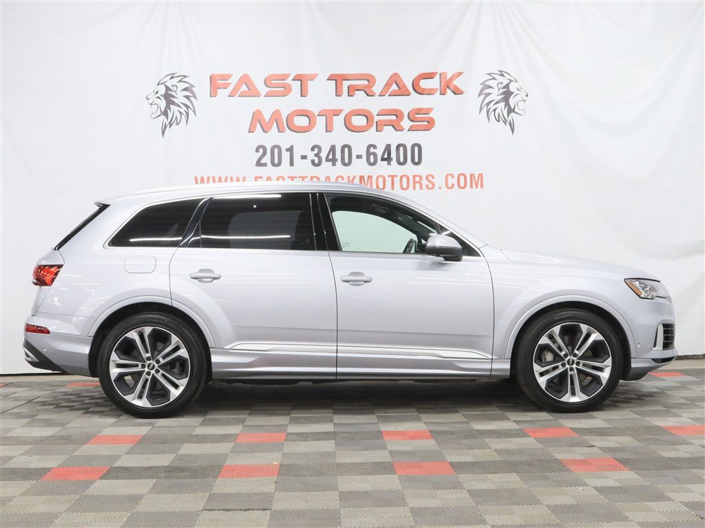 Used 2021 Audi Q7 3.0T Prestige AWD/4WD image 4