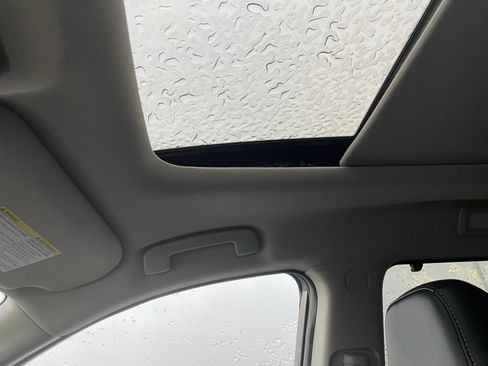 Used 2024 Nissan Pathfinder SL w/ SL Premium Package image 30