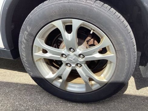 Used 2015 Mitsubishi Outlander SE AWD/4WD image 5
