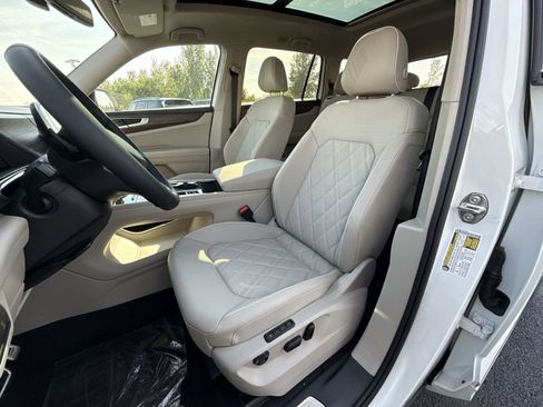 New 2026 Volkswagen Atlas SEL Premium R-Line image 13