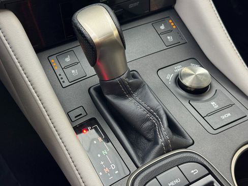 Used 2015 Lexus RC 350 w/ F Sport w/Summer Tires image 30