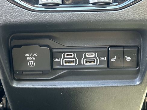 Used 2025 Jeep Grand Cherokee Limited w/ Luxury Tech Group II AWD/4WD image 21