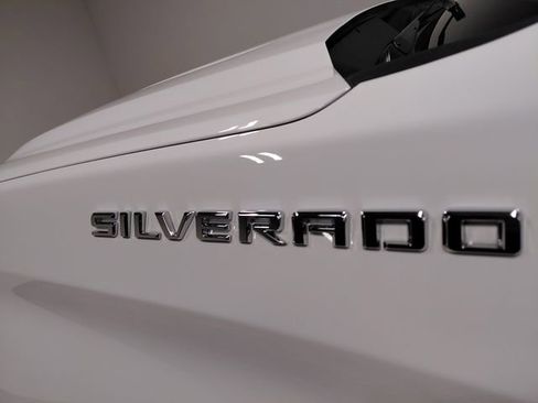 Used 2025 Chevrolet Silverado 1500 W/T w/ WT Value Package AWD/4WD image 10