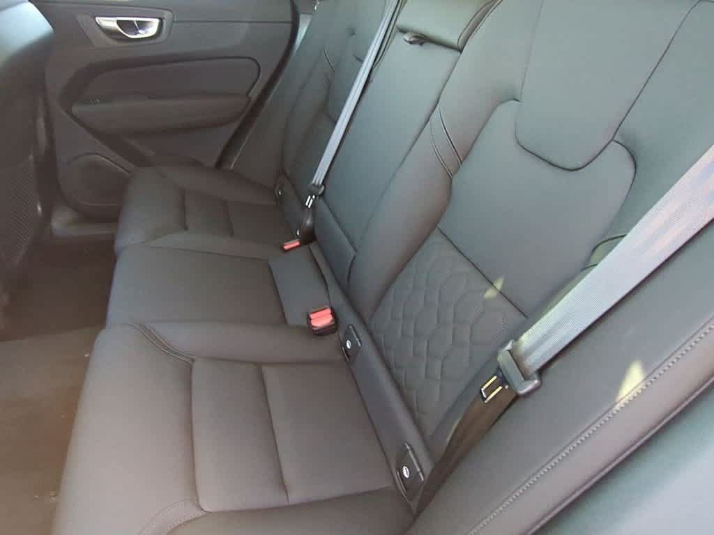 Used 2026 Volvo XC60 B5 Plus w/ Protection Package Premier AWD/4WD image 19