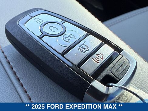 New 2025 Ford Expedition Max Active image 45