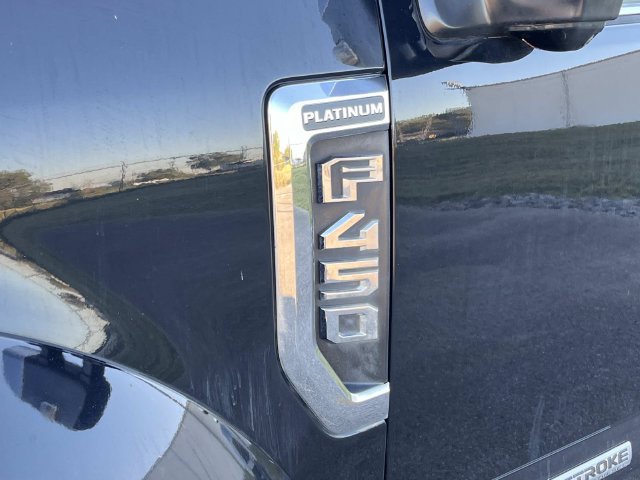 Used 2021 Ford F450 Platinum w/ FX4 Off-Road Package AWD/4WD image 9