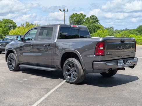 Used 2025 RAM 1500 Big Horn AWD/4WD image 7