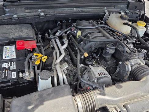 Used 2022 Jeep Gladiator Sport AWD/4WD image 17
