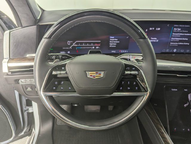 Used 2026 Cadillac Escalade Platinum Sport w/ LPO, ONYX Package AWD/4WD image 13