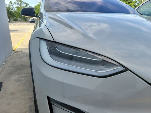 Used 2022 Tesla Model X AWD/4WD image 6