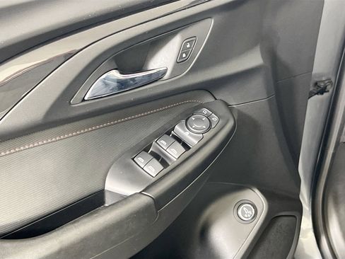 Used 2021 Chevrolet TrailBlazer RS w/ Sun and Liftgate Package image 16