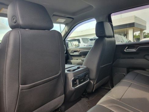 Used 2022 GMC Sierra 1500 SLT RWD image 25