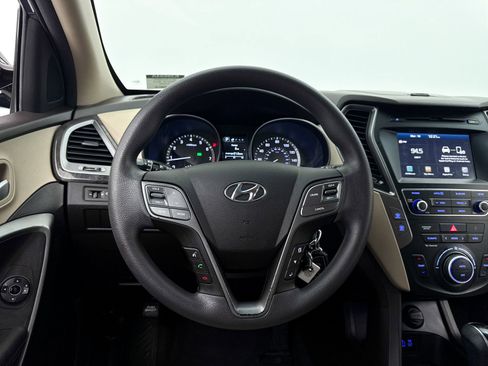 Used 2017 Hyundai Santa Fe Sport image 30