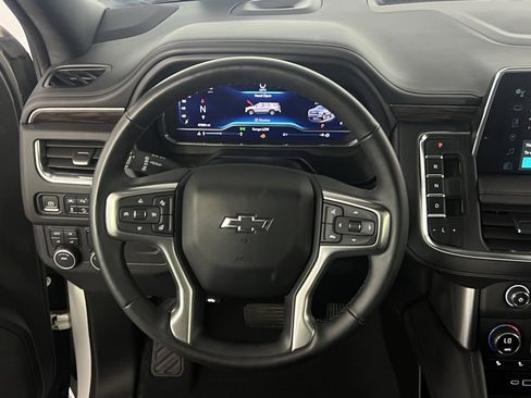 Used 2023 Chevrolet Tahoe Z71 image 14