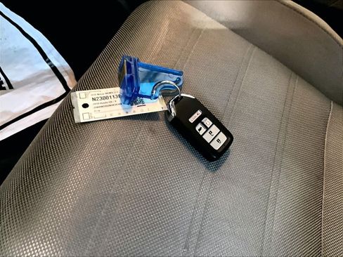 Used 2019 Honda CR-V EX image 29