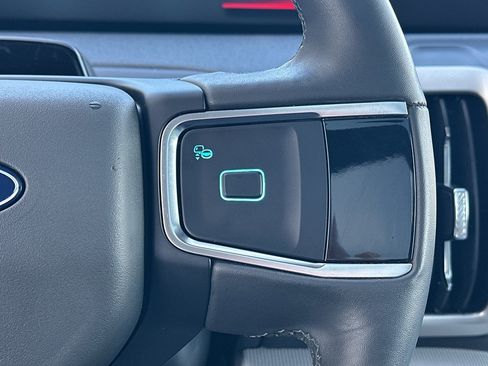 Used 2025 Ford Expedition Max Active image 16