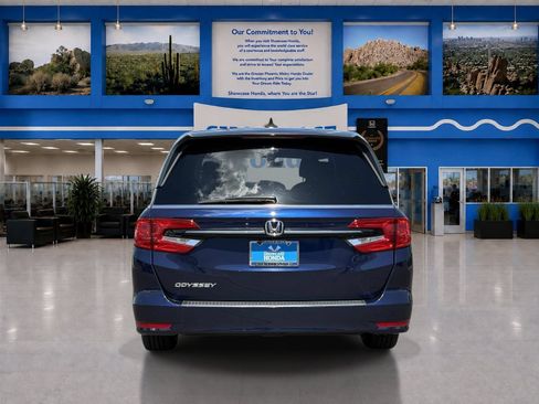 Certified 2024 Honda Odyssey EX image 6