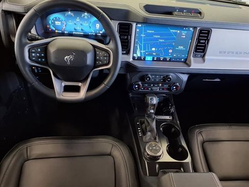 New 2025 Ford Bronco Outer Banks image 5