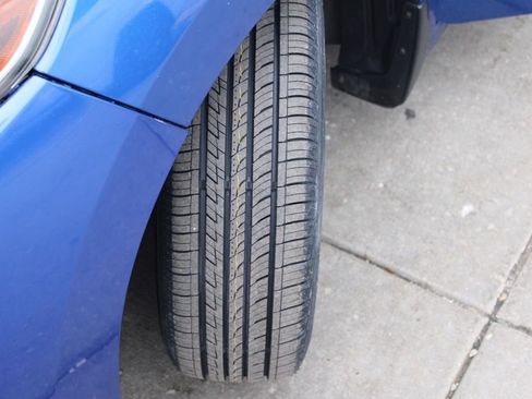 Used 2017 Honda Fit LX image 12