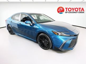 Used 2025 Toyota Camry SE w/ Multimedia Upgrade Package video 1