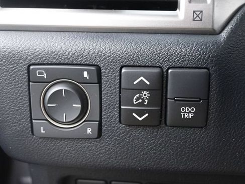 Used 2023 Lexus GX 460 Premium AWD/4WD image 16