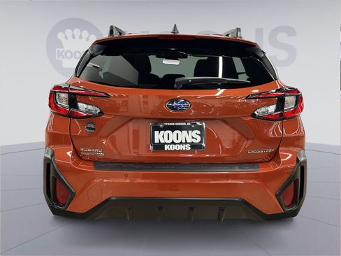 Used 2025 Subaru Crosstrek 2.5i Limited w/ Crosstrek Mirror Package image 2