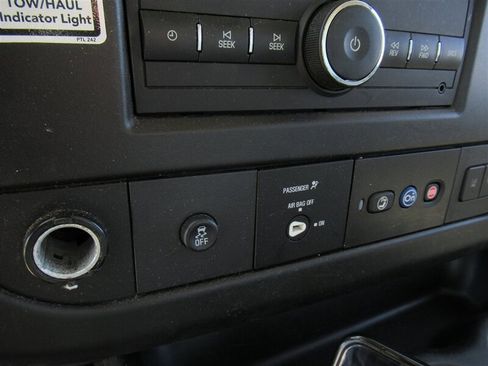 Used 2021 GMC Savana 3500 Extended w/ Power Convenience Package image 27