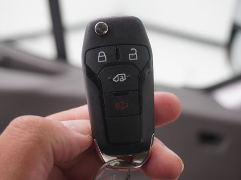 Used 2023 Ford Transit 350 XLT RWD image 13