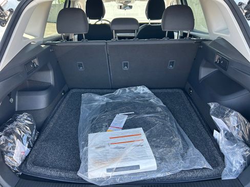 Used 2026 Volkswagen Tiguan S FWD image 31