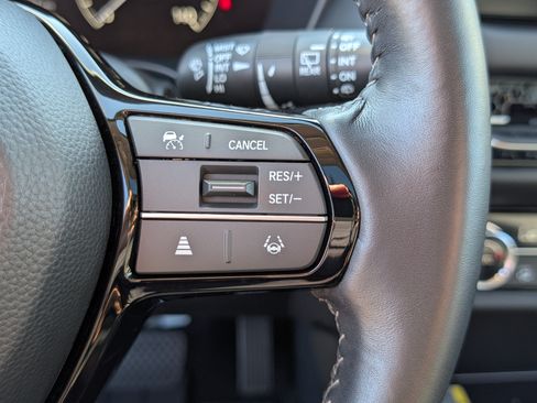 Used 2025 Honda HR-V EX-L image 21