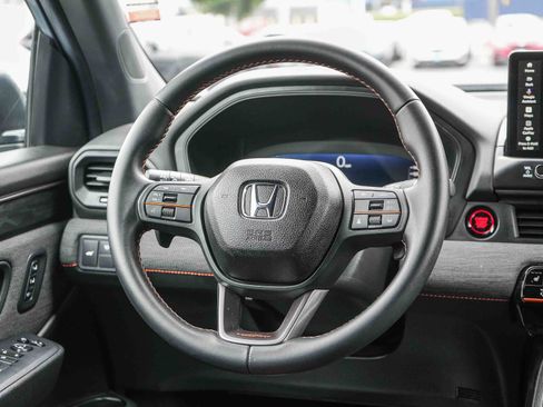 Certified 2026 Honda Passport TrailSport image 17