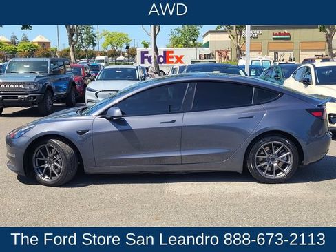 Used 2022 Tesla Model 3 Long Range AWD/4WD image 5