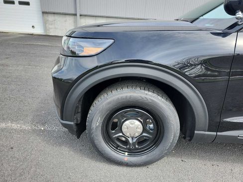 New 2026 Ford Explorer 4WD Police Interceptor image 10