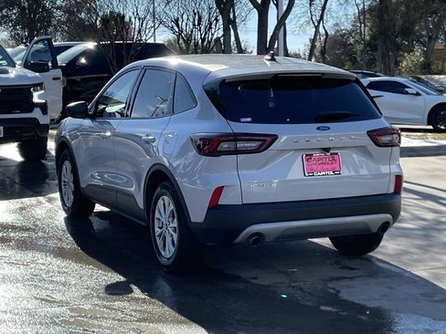 Used 2025 Ford Escape Active image 4