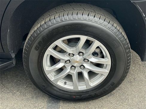 Used 2024 Chevrolet Tahoe LT image 28