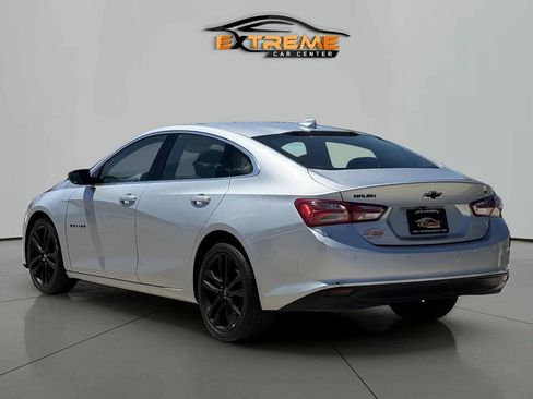 Used 2022 Chevrolet Malibu LT FWD image 4