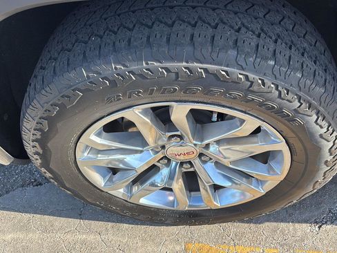 Used 2022 GMC Sierra 1500 SLT w/ SLT Premium Plus Package image 12