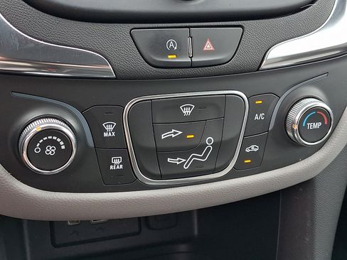 Certified 2024 Chevrolet Equinox LS w/ Sport Edition AWD/4WD image 16