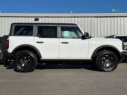 New 2025 Ford Bronco Big Bend w/ Black Diamond Package