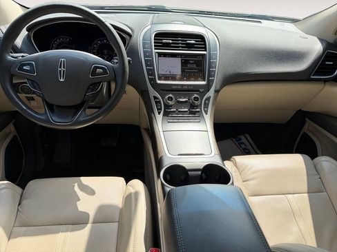 Used 2017 Lincoln MKX Reserve w/ Driver Assistance Package AWD/4WD image 10