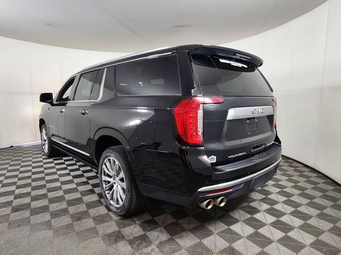 Used 2023 GMC Yukon XL Denali AWD/4WD image 5