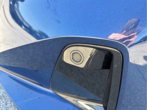 Used 2023 BMW 330i Sedan w/ Premium Package RWD image 14