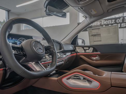 New 2026 Mercedes-Benz GLS 450 4MATIC image 7