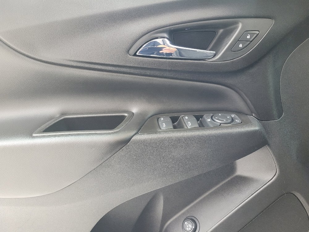 Used 2021 Chevrolet Equinox LT FWD image 27