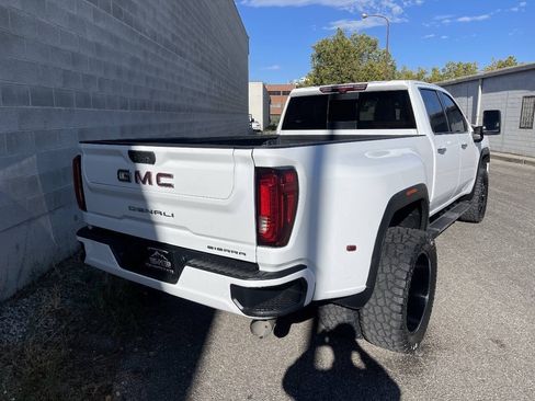 Used 2021 GMC Sierra 3500 Denali w/ Denali Ultimate Package AWD/4WD image 5