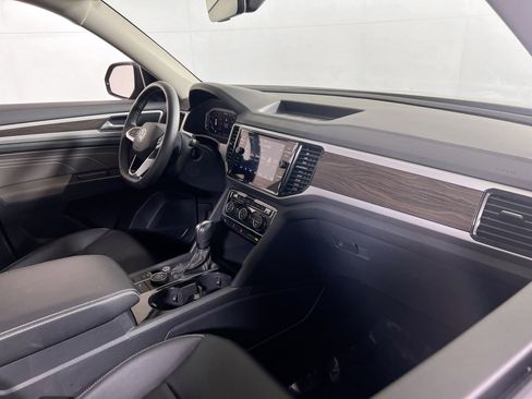 Used 2022 Volkswagen Atlas SE image 29