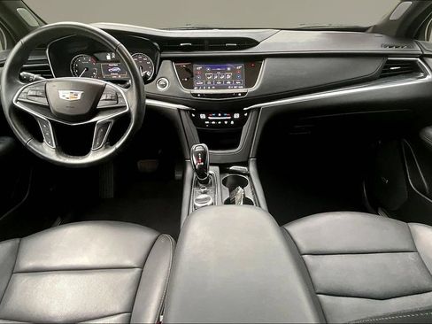 Used 2024 Cadillac XT5 Premium Luxury AWD/4WD image 7