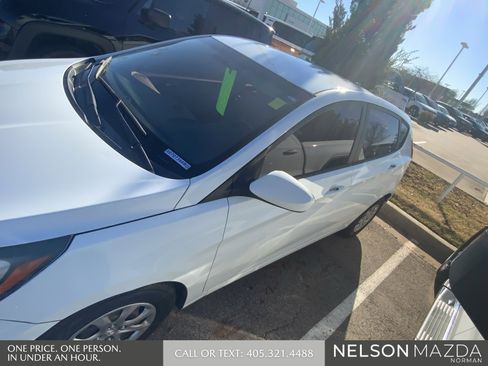 Used 2014 Hyundai Accent GS image 4