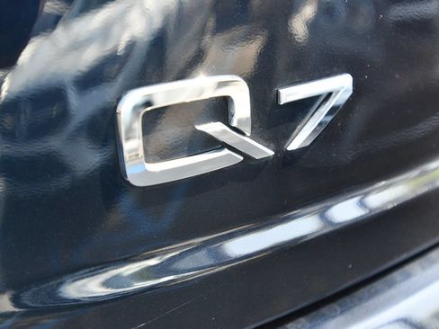 Used 2018 Audi Q7 3.0T Premium Plus AWD/4WD image 6