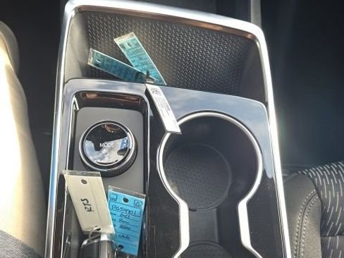 New 2026 Chevrolet Equinox LT w/ Safety and Technology Package image 30